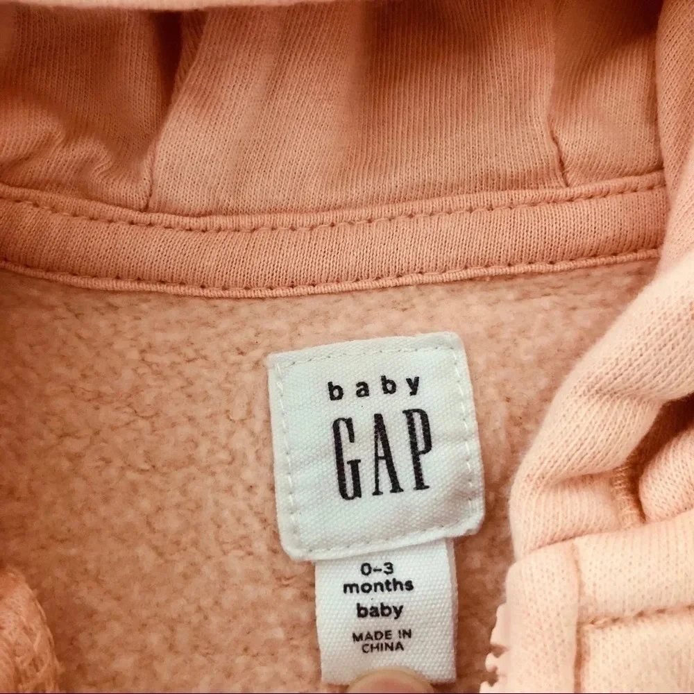 Baby Gap Peach Logo Footed‎ One Piece Sweatsuit 0-3